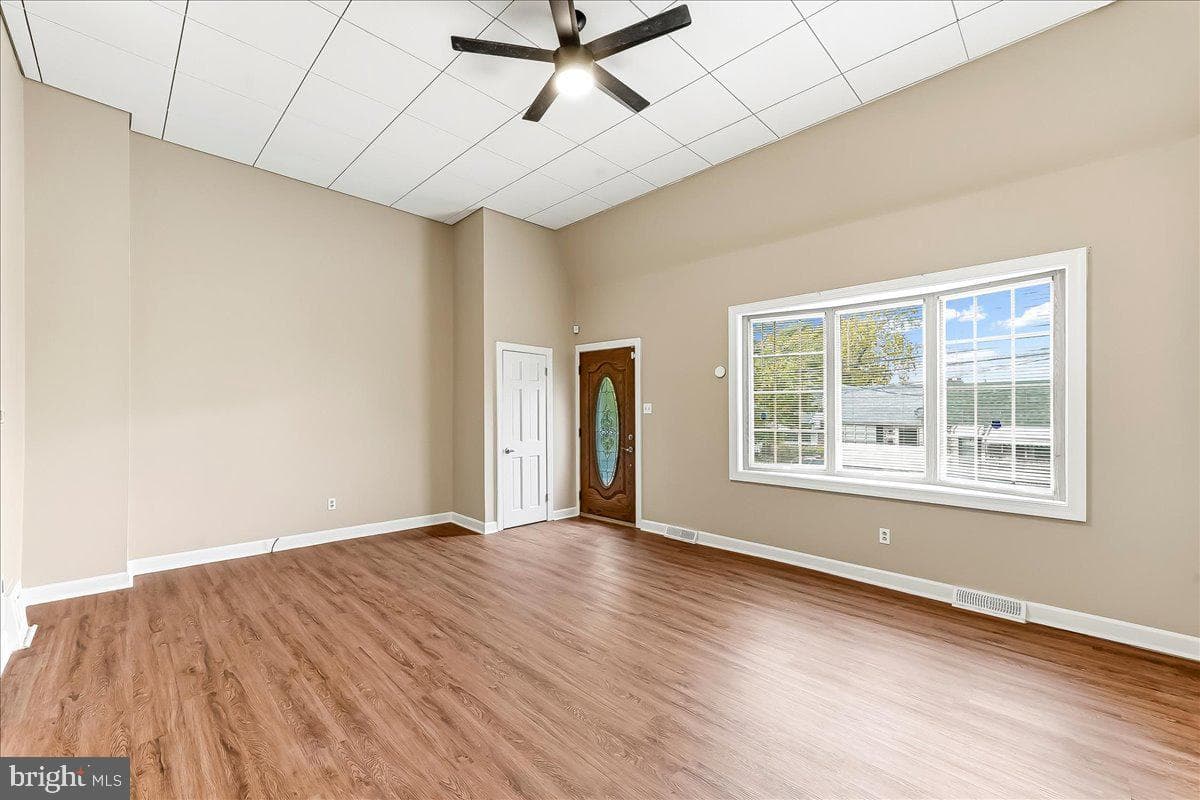159 Chadwick Avenue photo 3
