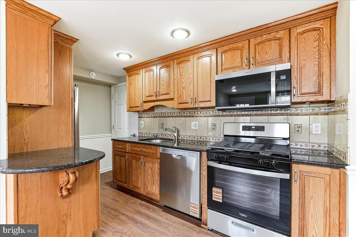159 Chadwick Avenue photo 8