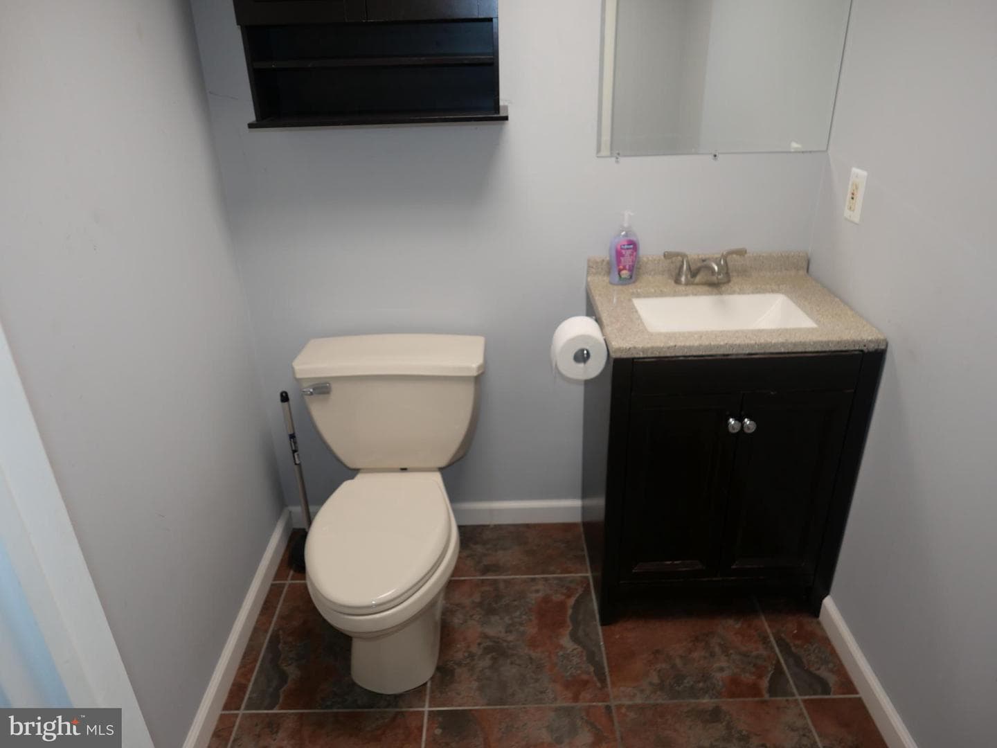 289 Whitehall Drive photo 15