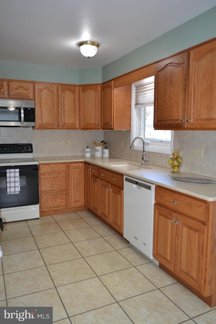 409 Melvin Drive photo 19