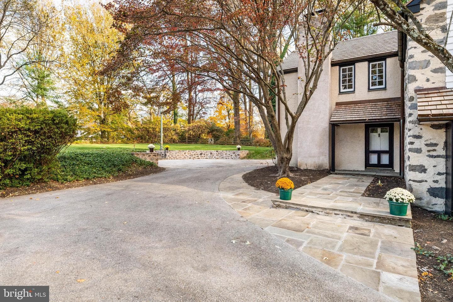 188 Abrahams Lane photo 10