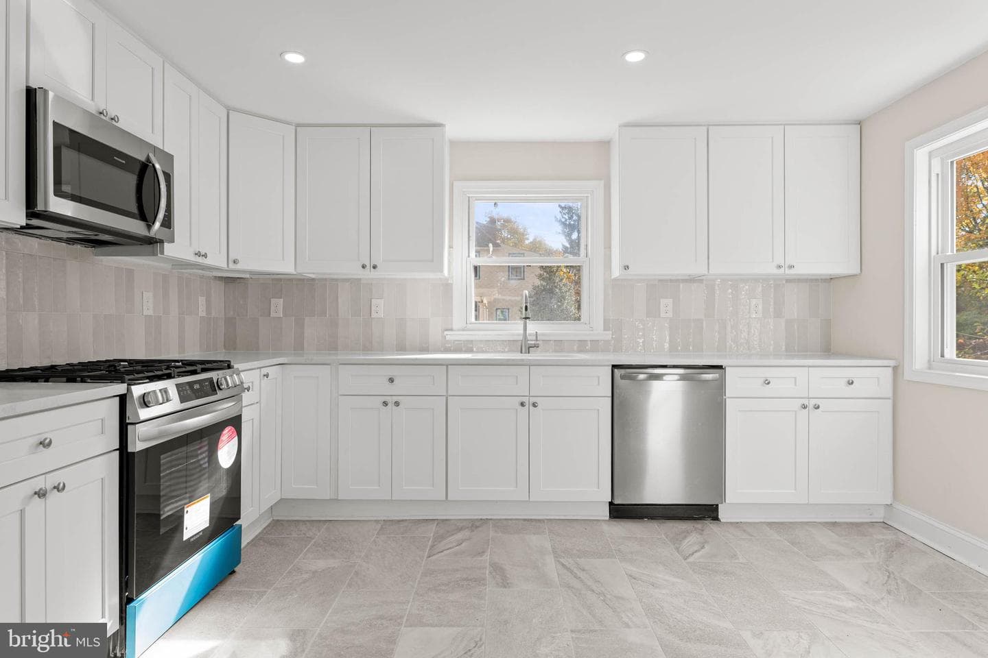 115 President Avenue photo 12