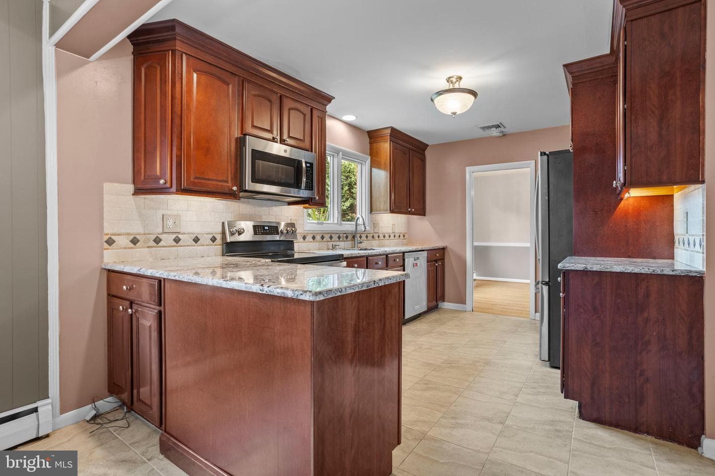 504 Minshall Road photo 13