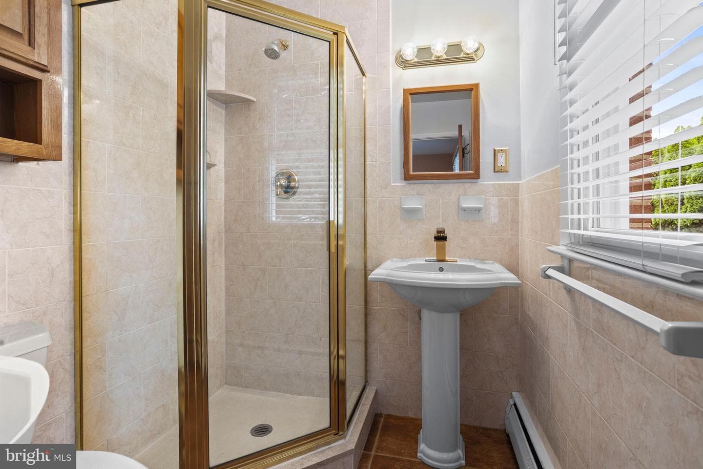 504 Minshall Road photo 19