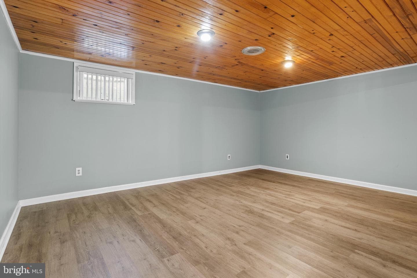 504 Minshall Road photo 27