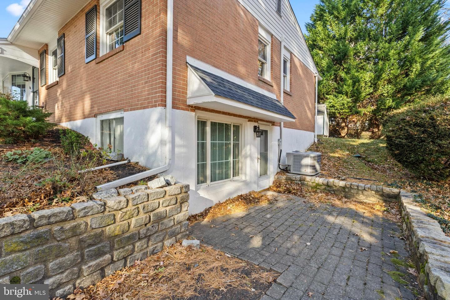 504 Minshall Road photo 35