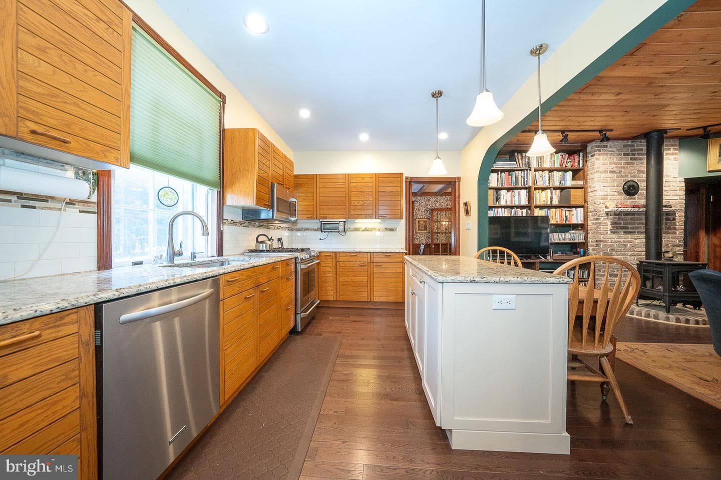 421 Midland Avenue photo 20