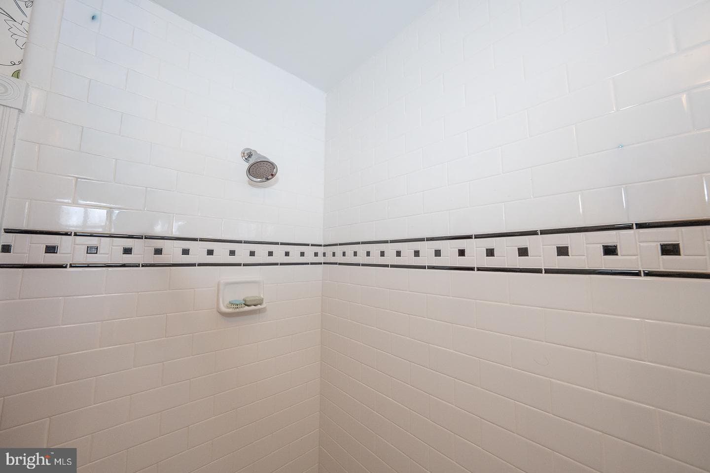 421 Midland Avenue photo 47