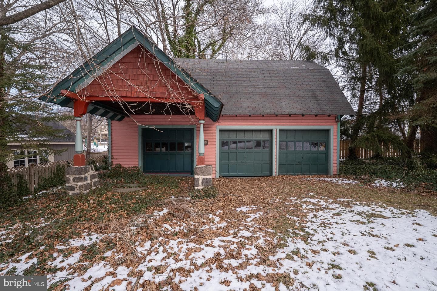 421 Midland Avenue photo 76