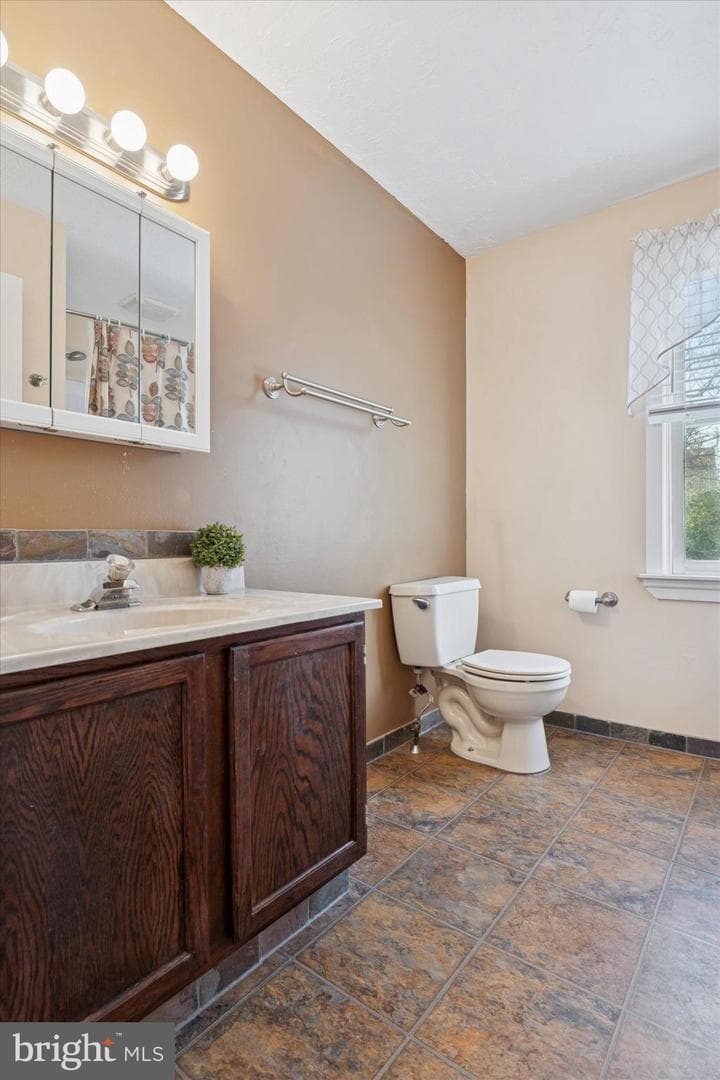 227 Bridge Road photo 13