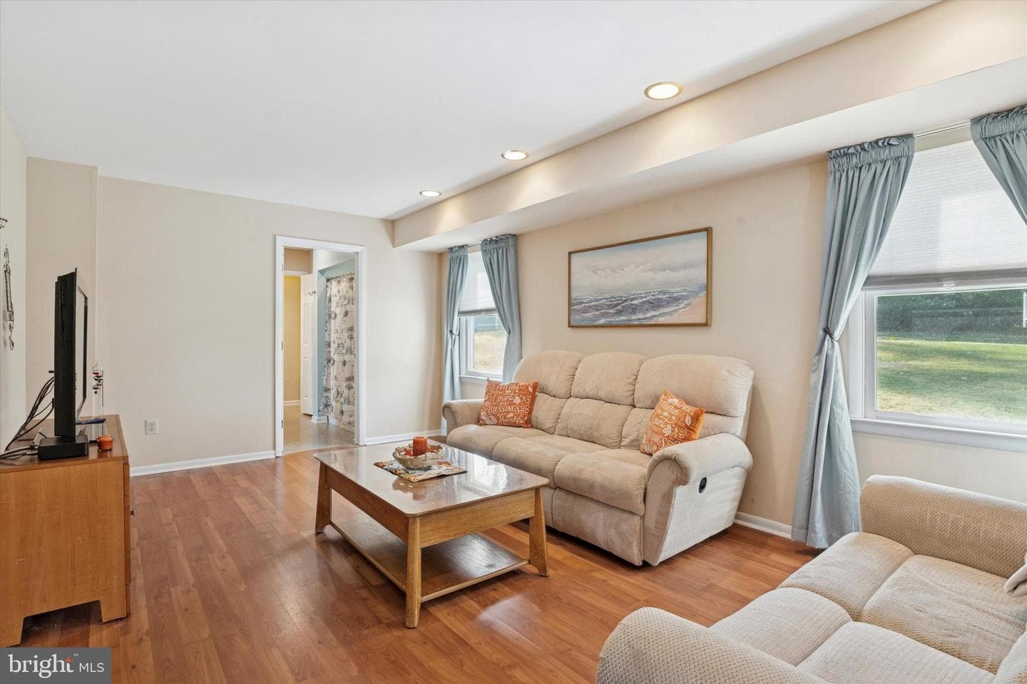 227 Bridge Road photo 3