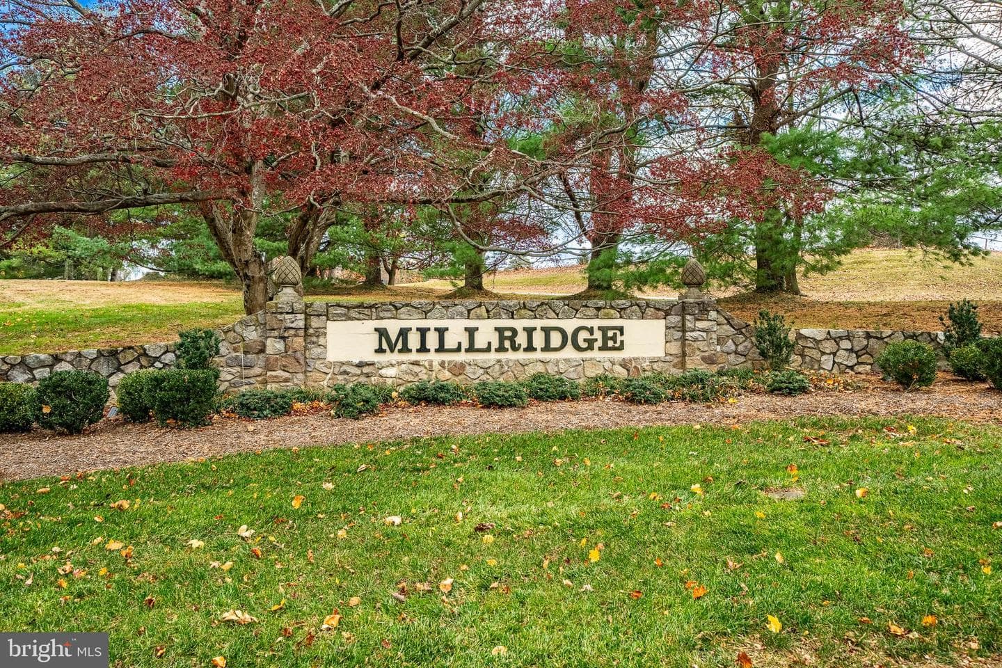307 B000 Summit Drive ##b photo 1