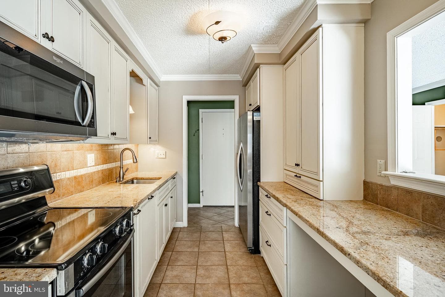 307 B000 Summit Drive ##b photo 14