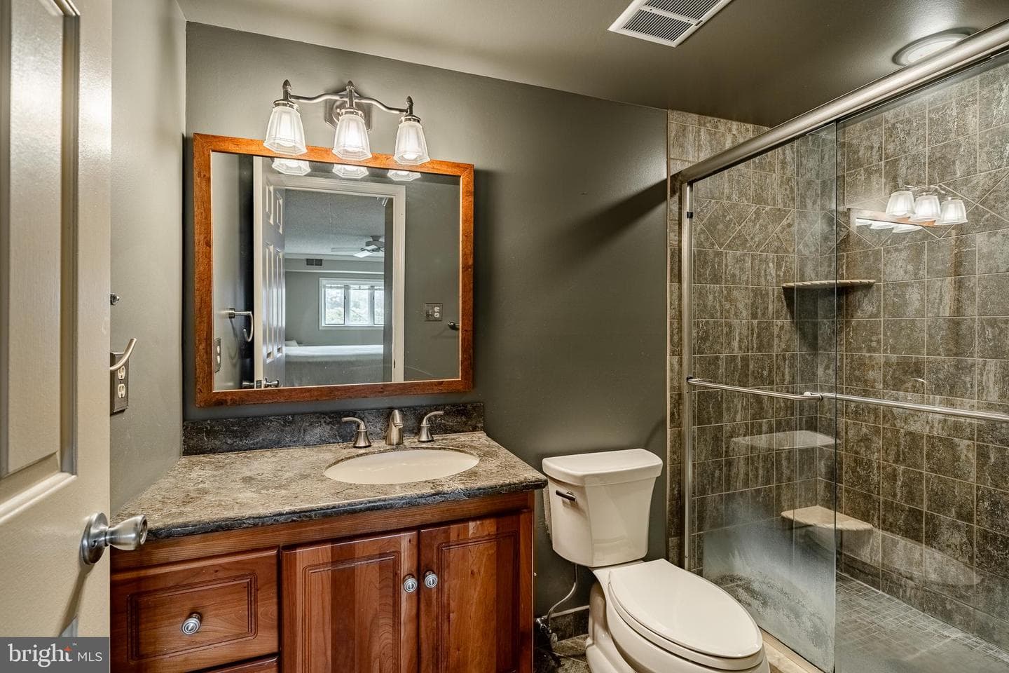 307 B000 Summit Drive ##b photo 30