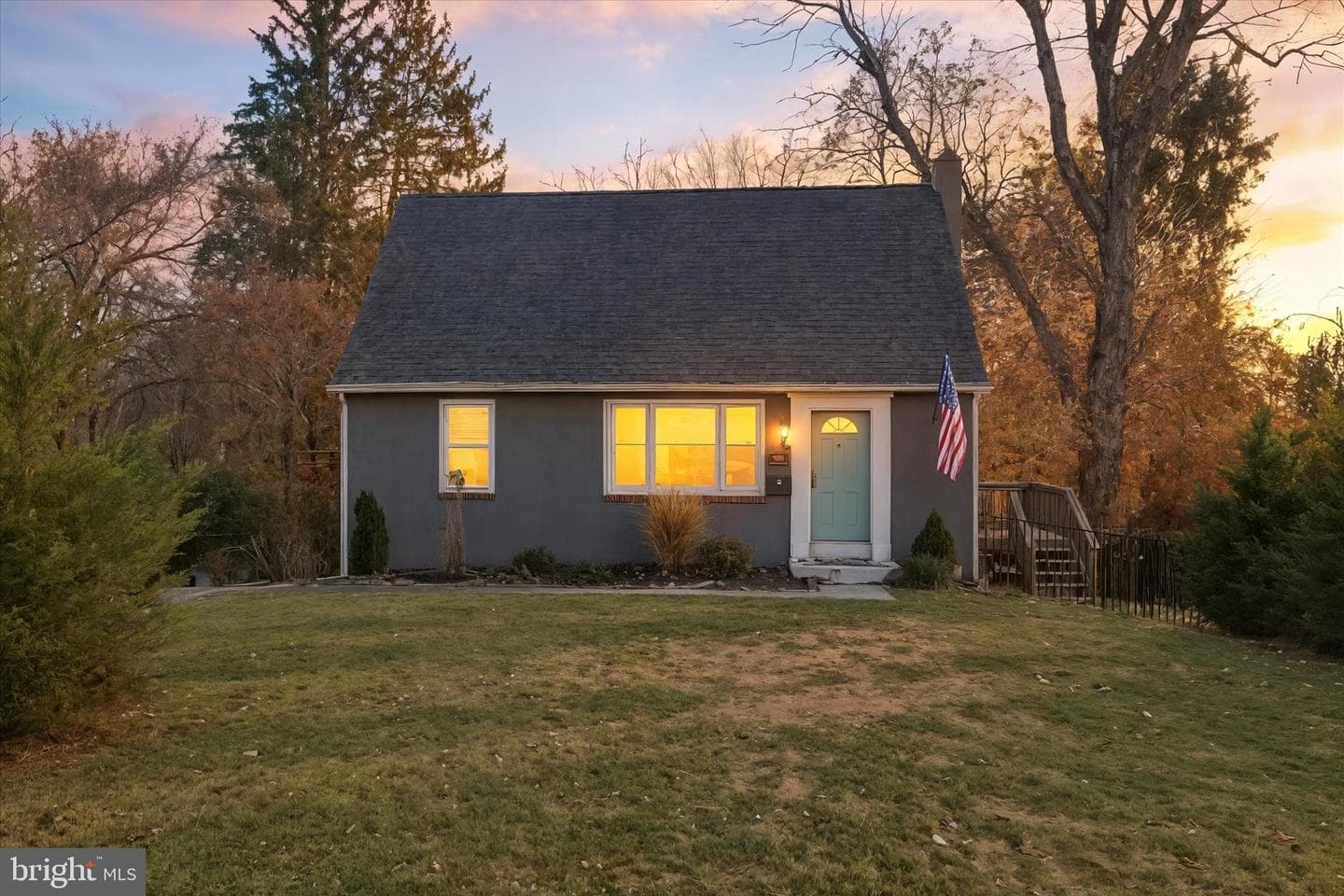 54 Sterner Avenue photo 5