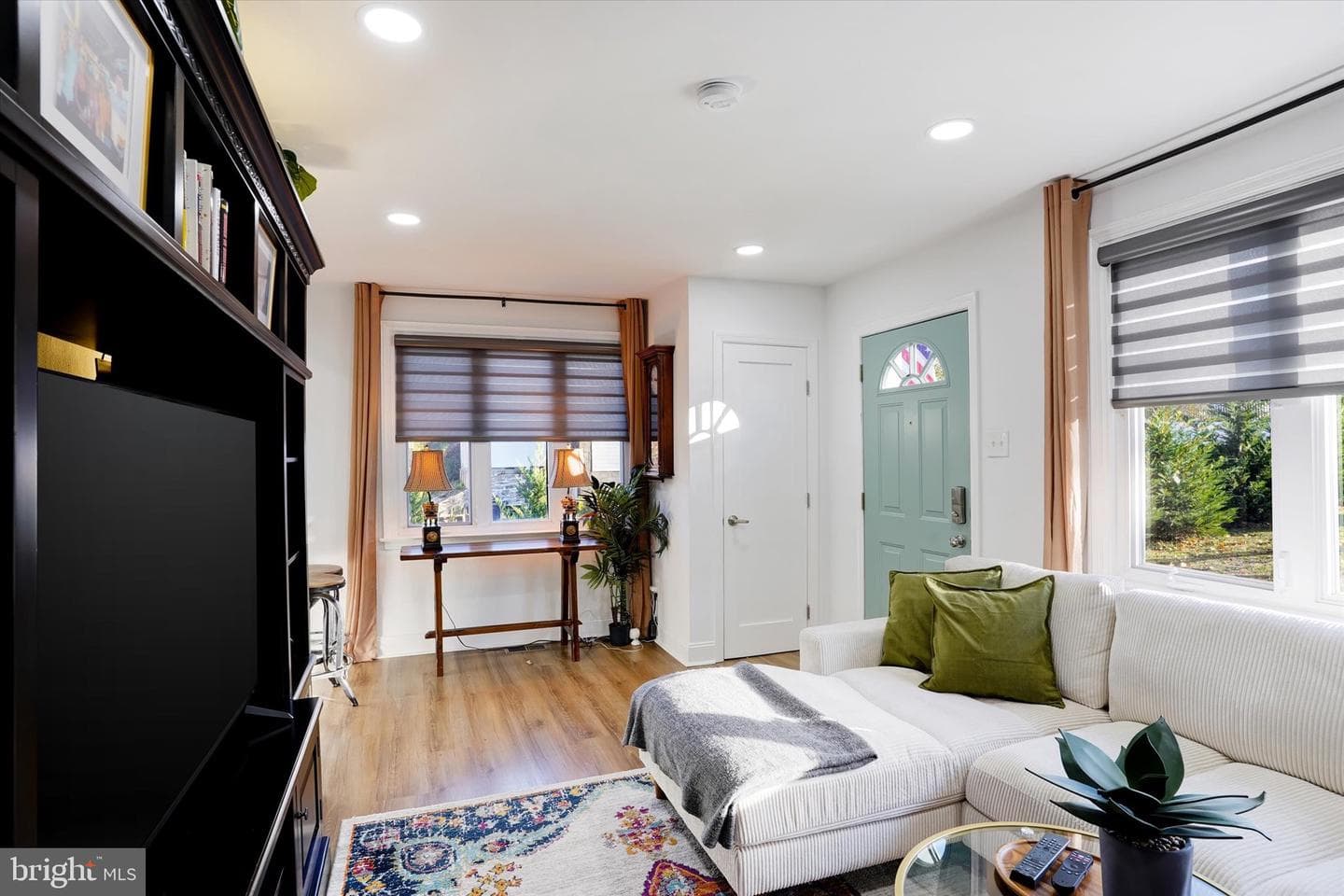 54 Sterner Avenue photo 8