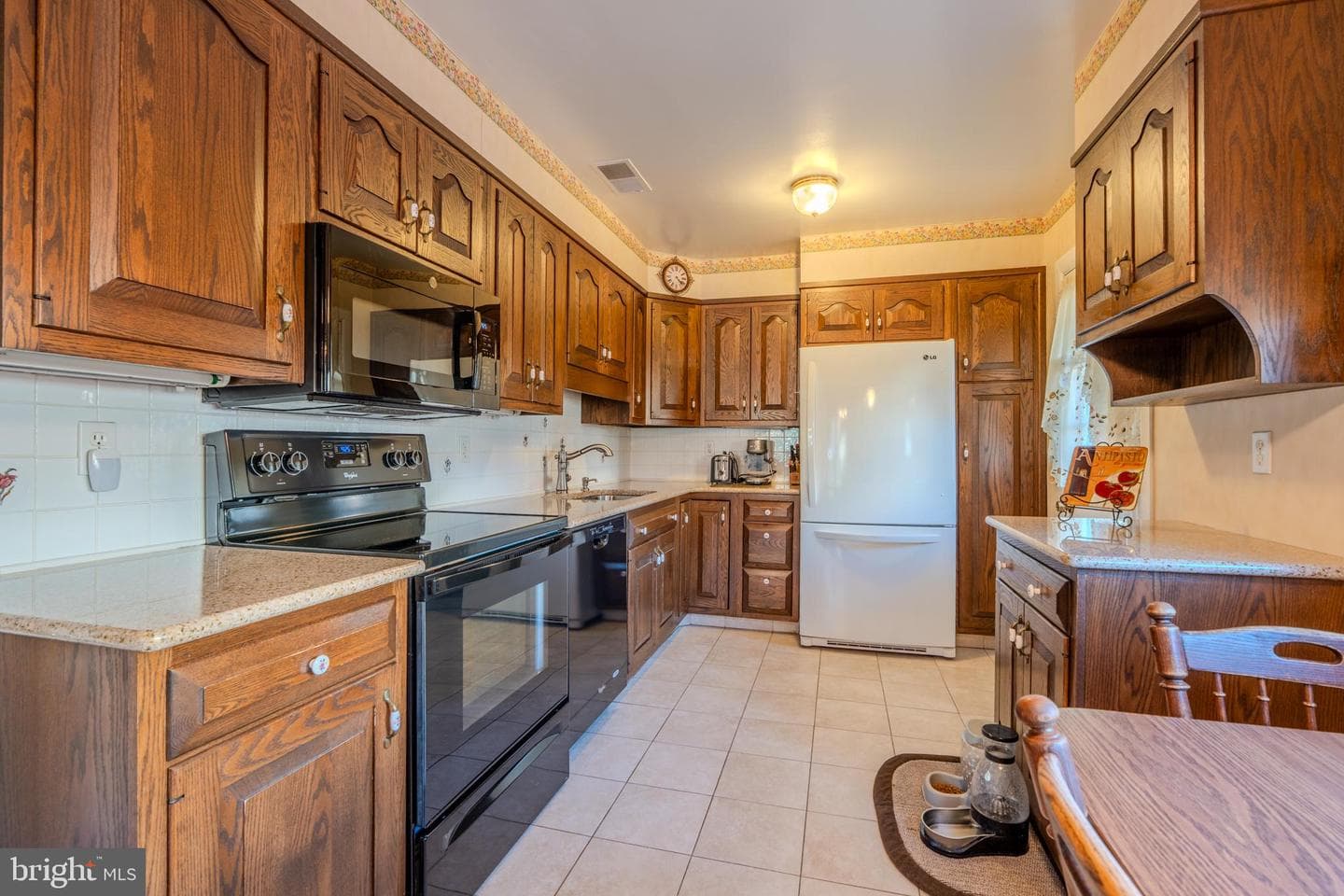 12 Lincoln Lane photo 10