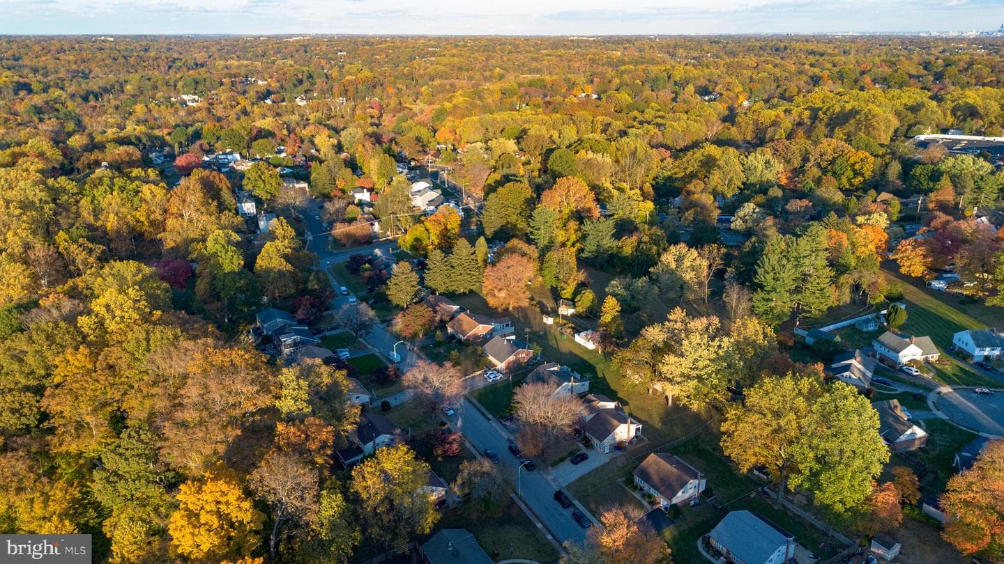 12 Lincoln Lane photo 38