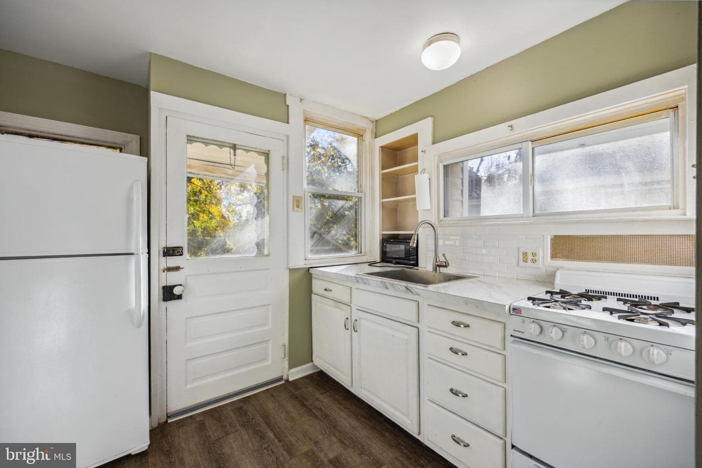 11 S Cedar Lane photo 15