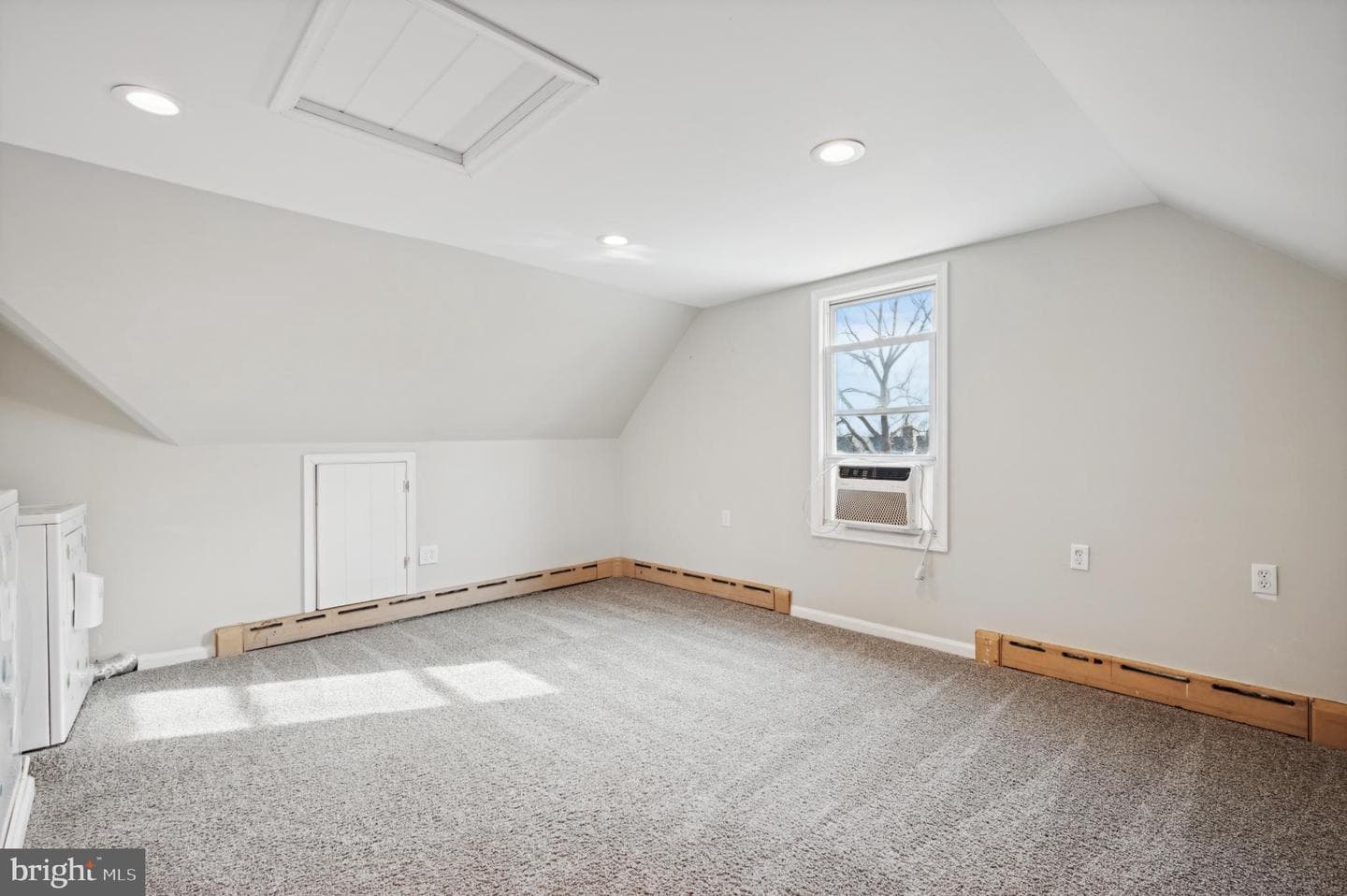 11 S Cedar Lane photo 36