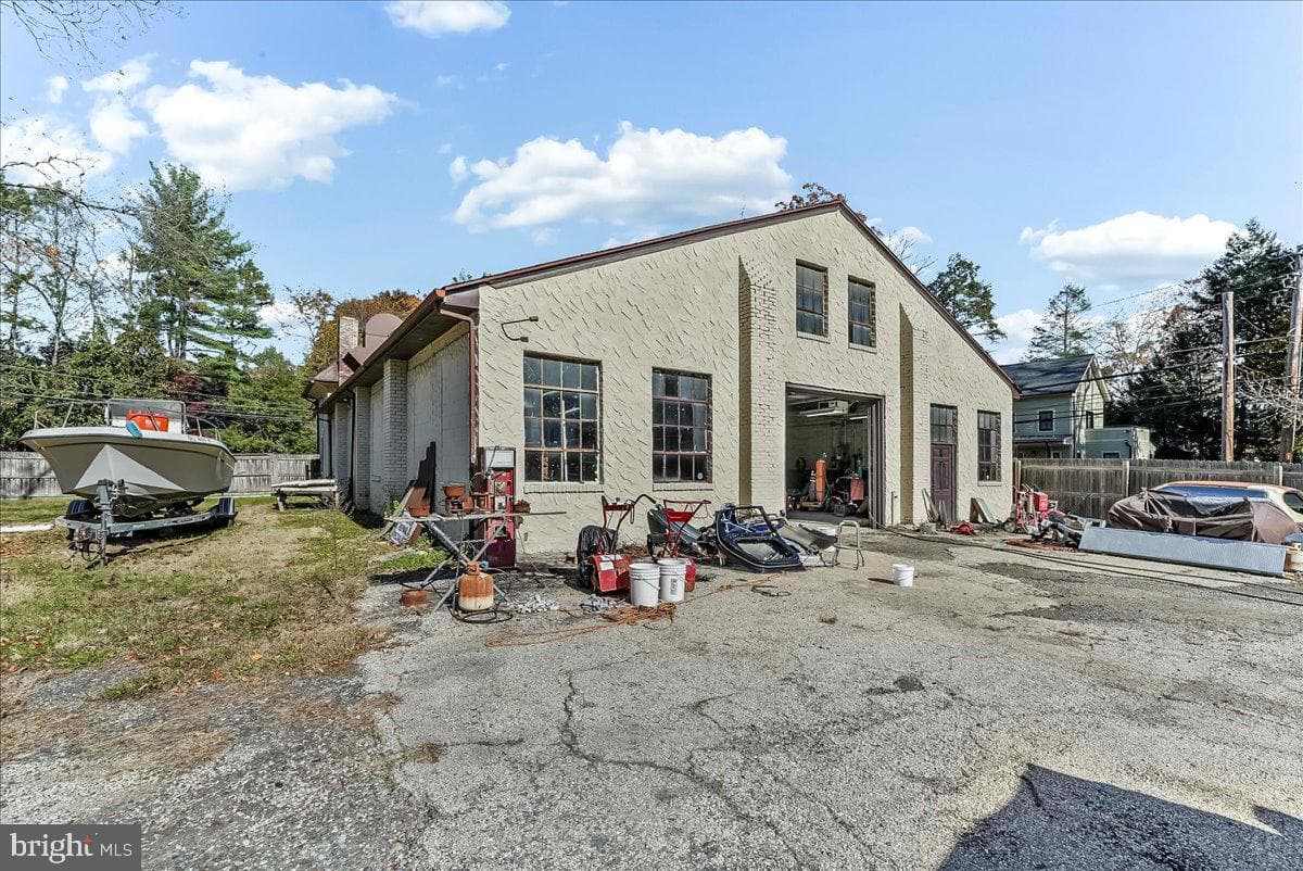 630 Yale Avenue photo 18