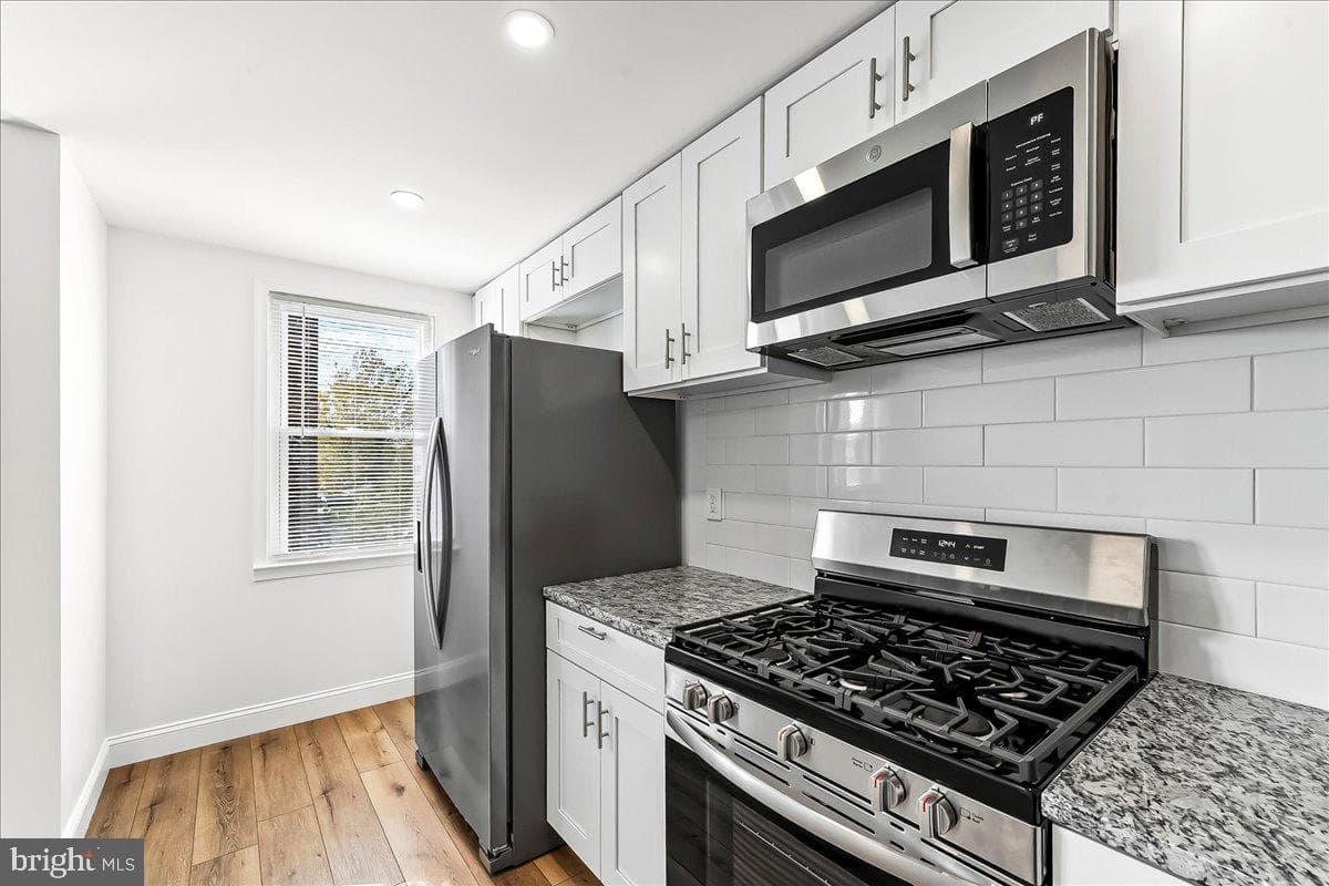 1232 Edgehill Road photo 10