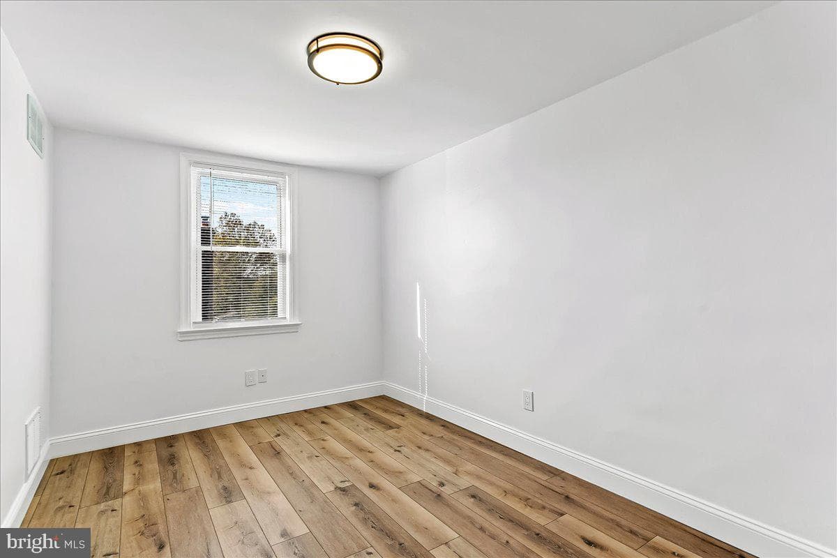 1232 Edgehill Road photo 13