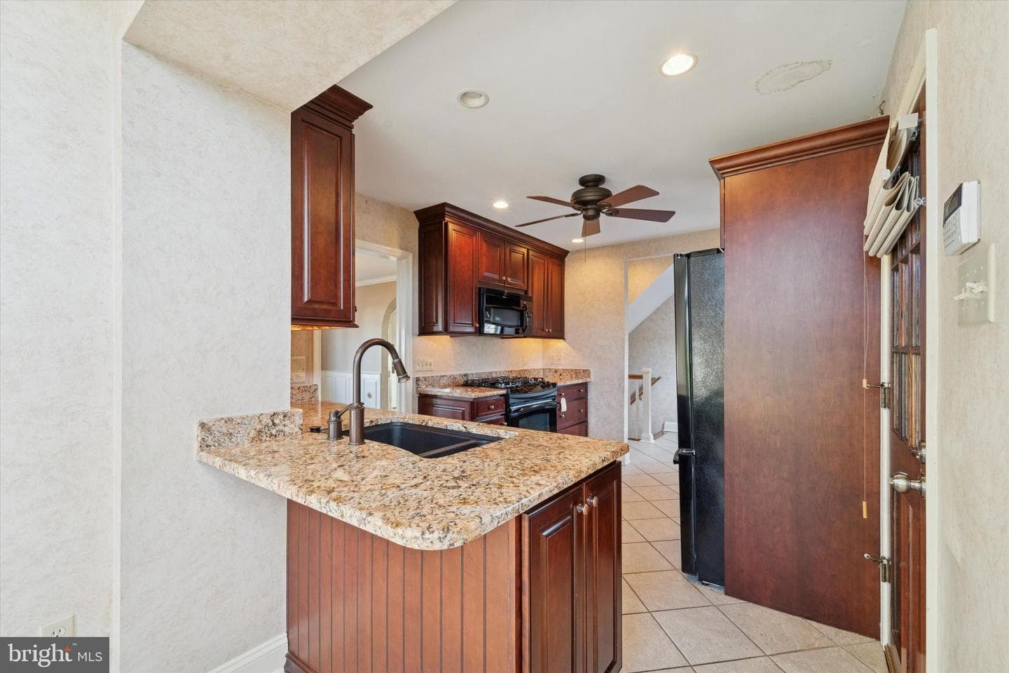 1042 Blythe Avenue photo 17