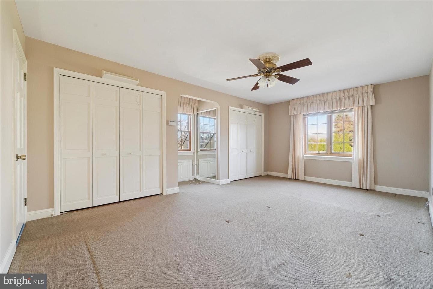 1042 Blythe Avenue photo 21