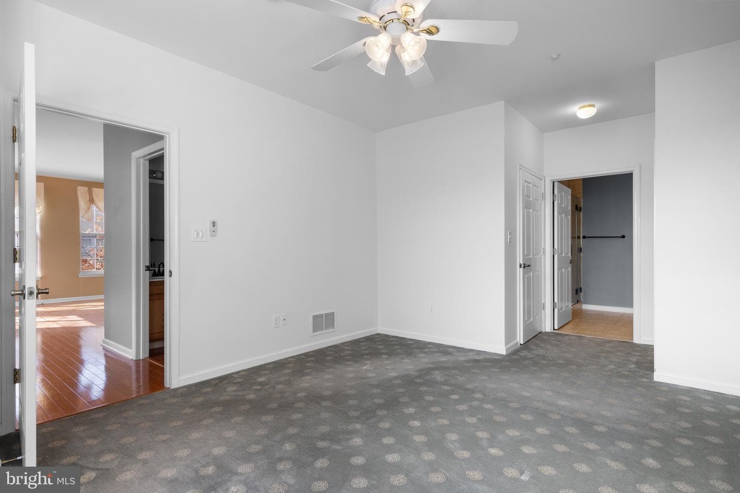 1579 Country Club Drive photo 22