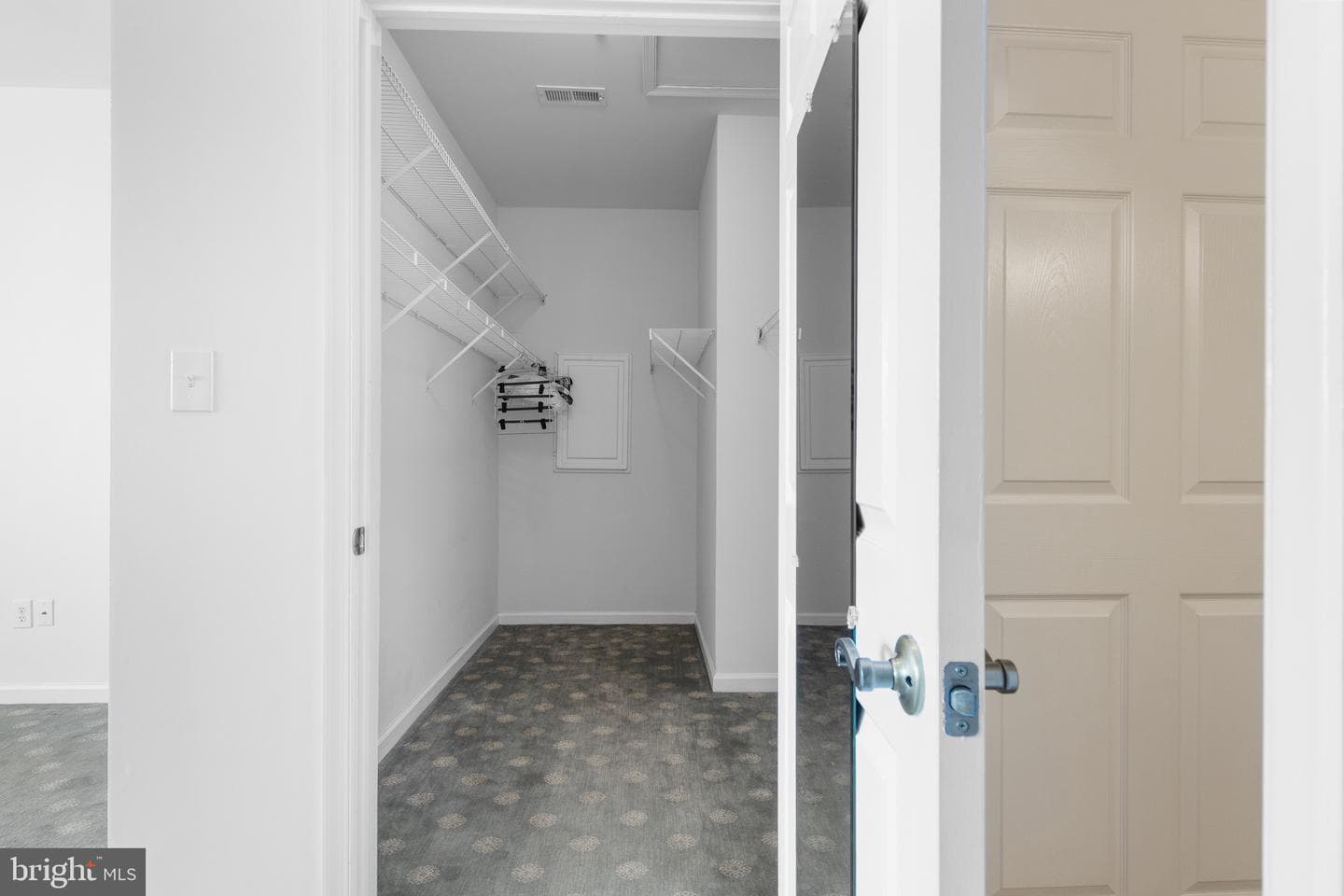 1579 Country Club Drive photo 27