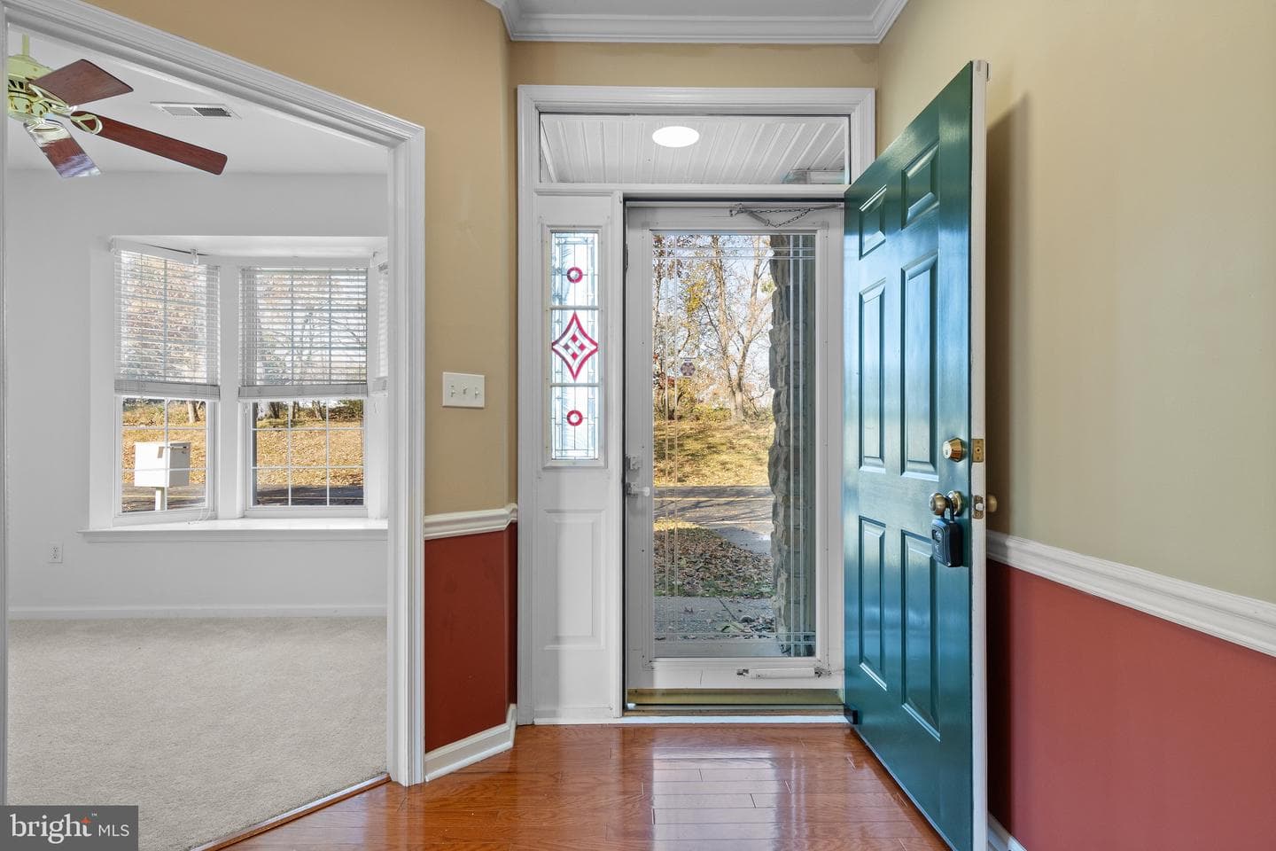 1579 Country Club Drive photo 3