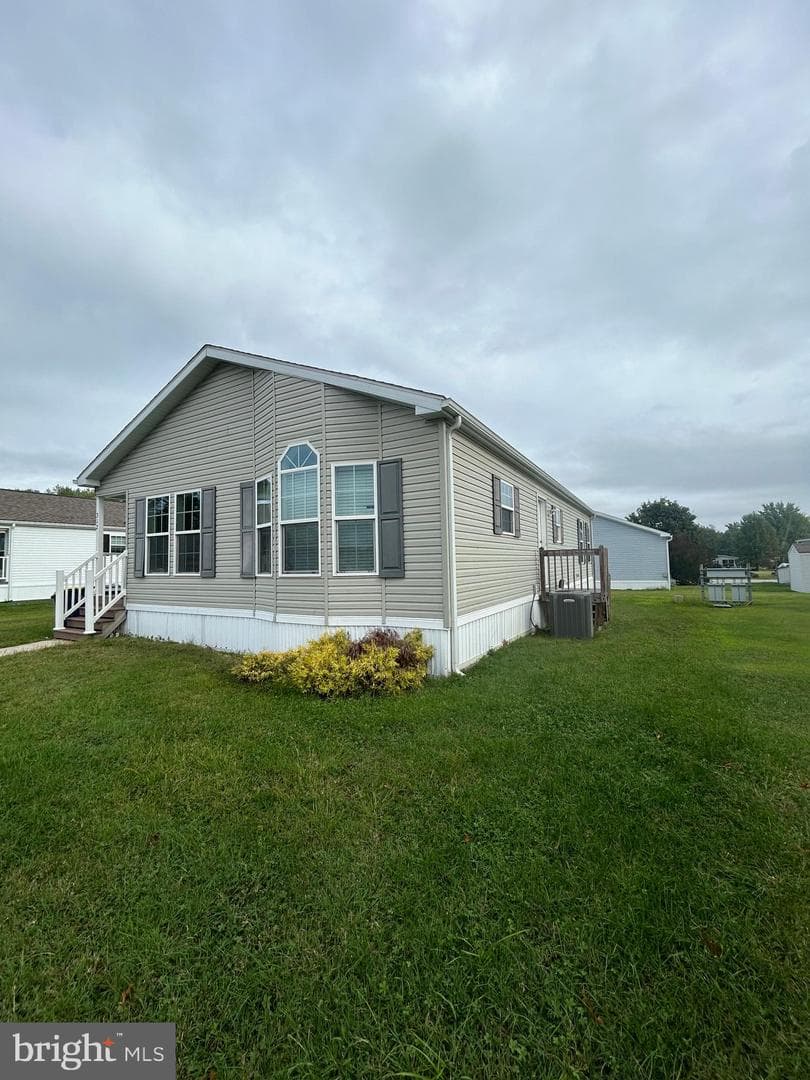 312 Winterset Road photo 2
