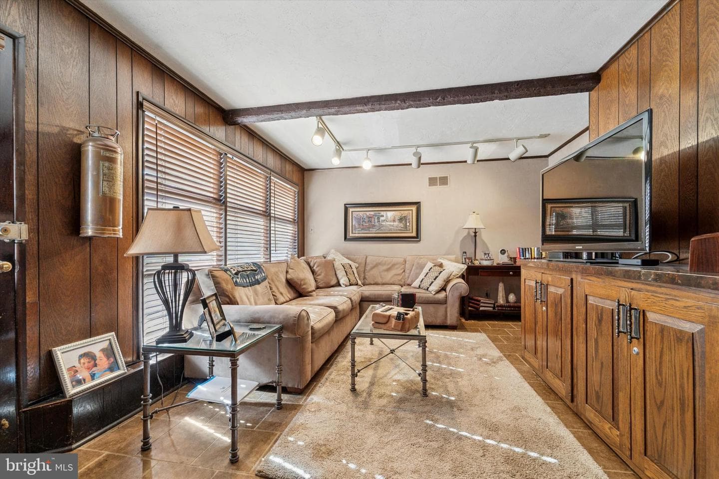 1640 Mount Pleasant Road photo 15
