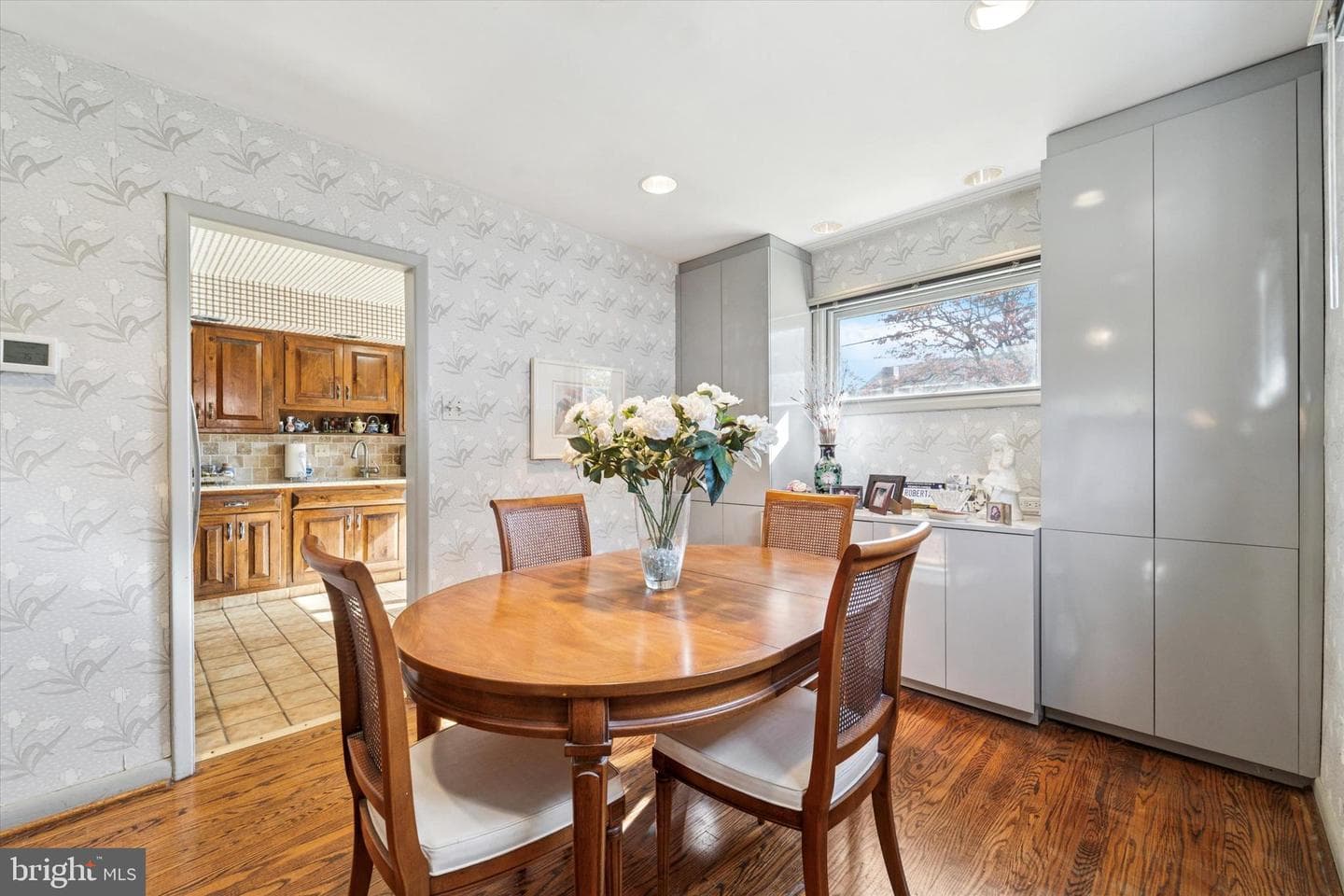 1640 Mount Pleasant Road photo 4