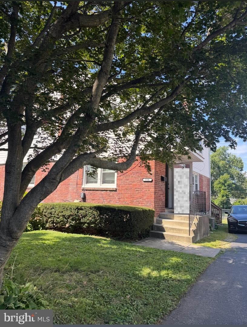 754 Oak View Rd, Ardmore