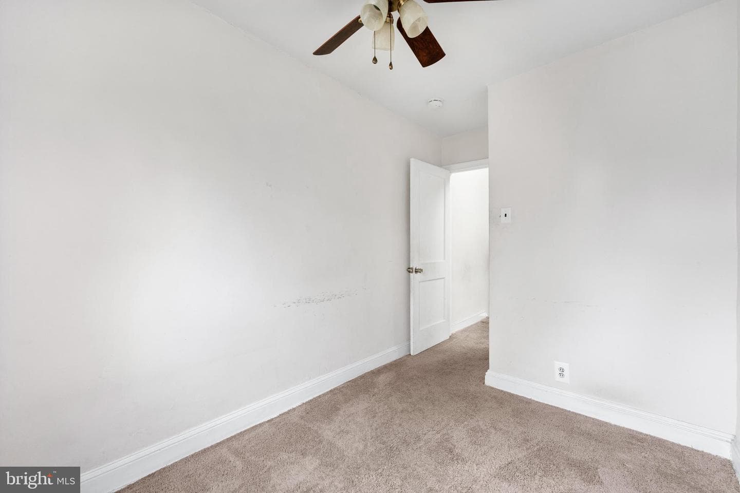 921 Pitman Avenue photo 11