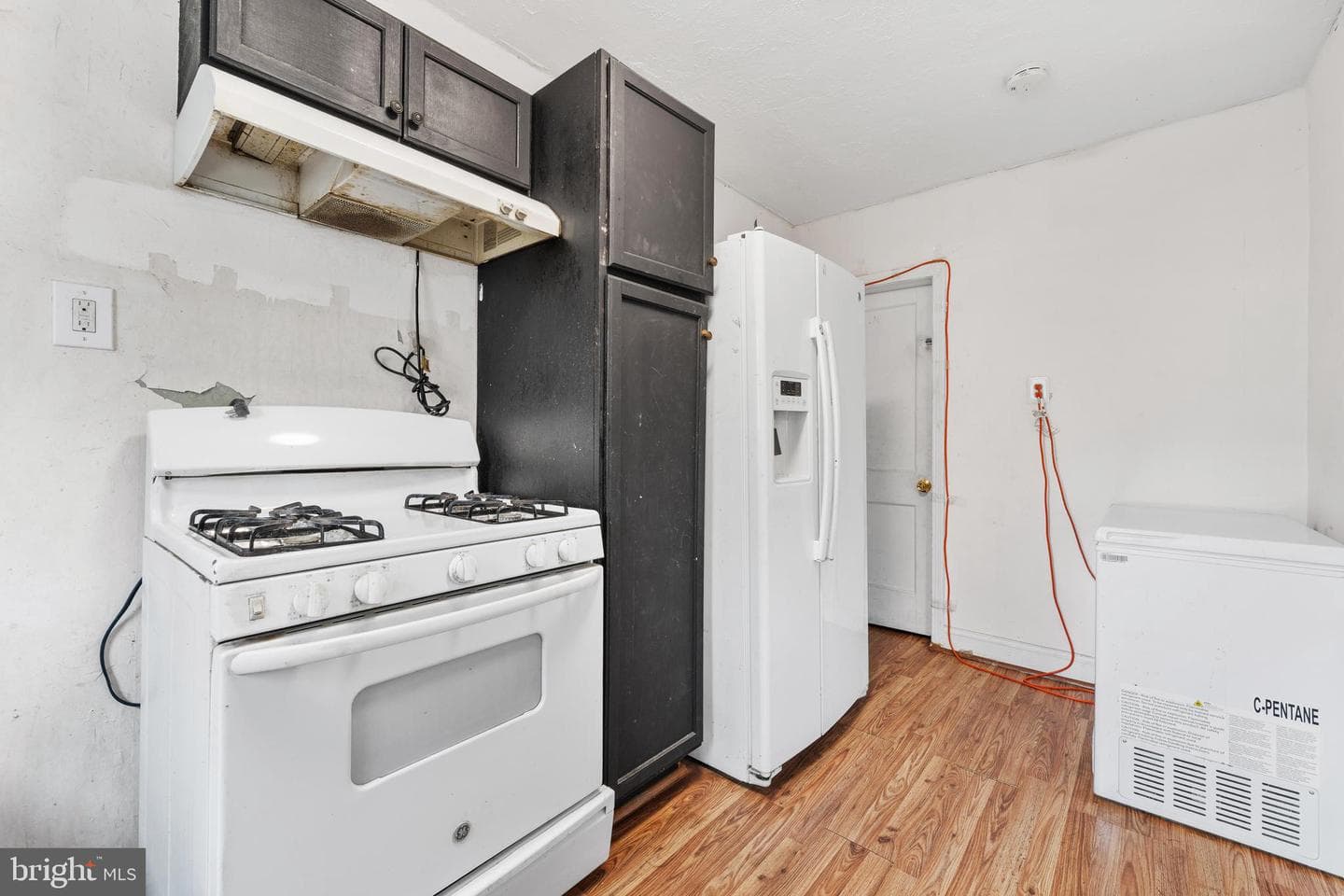 921 Pitman Avenue photo 9