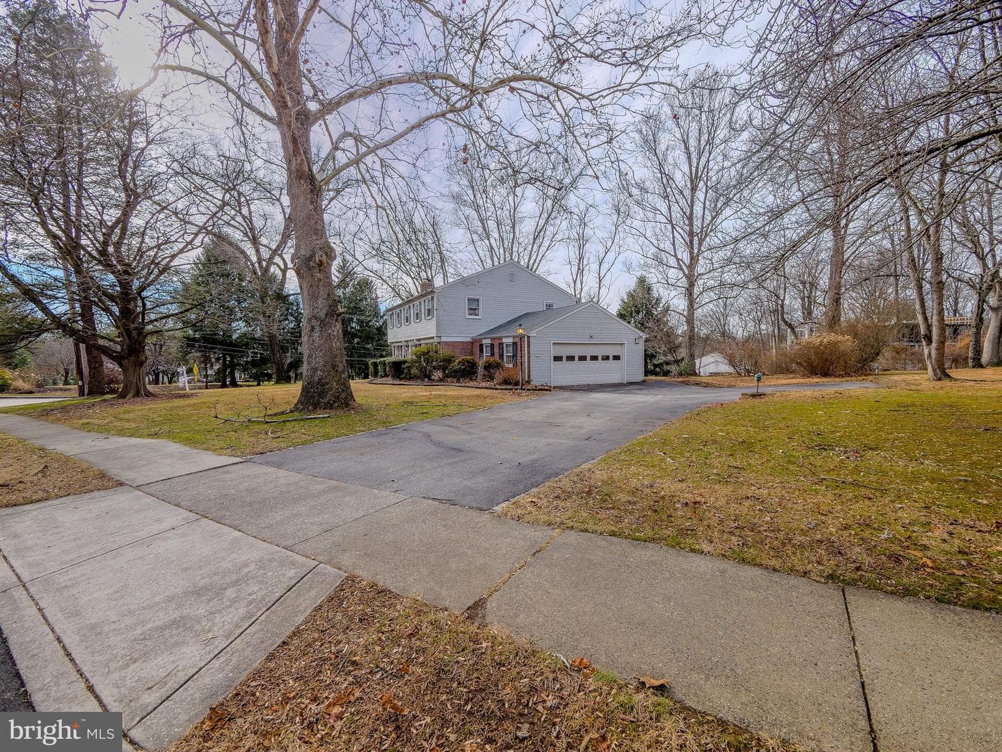 2500 Grant Road photo 2