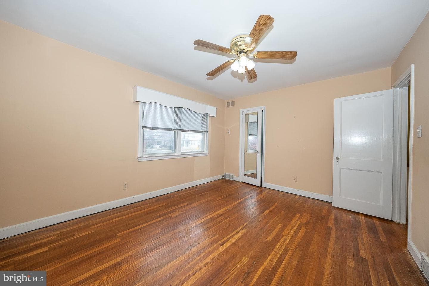 4426 Huey Avenue photo 12