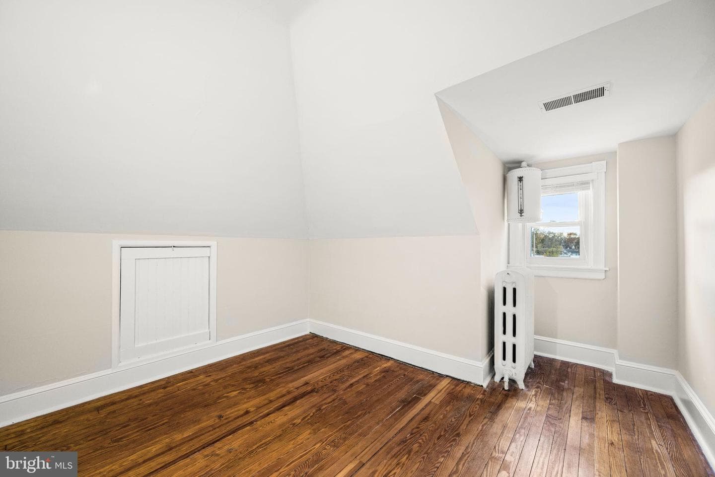 2528 Rosemont Avenue photo 25