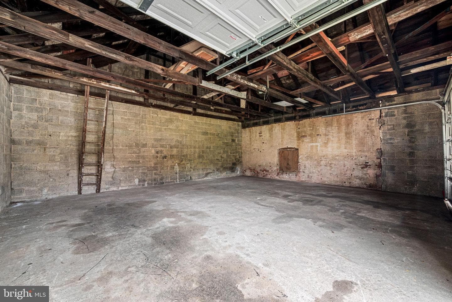 2528 Rosemont Avenue photo 33