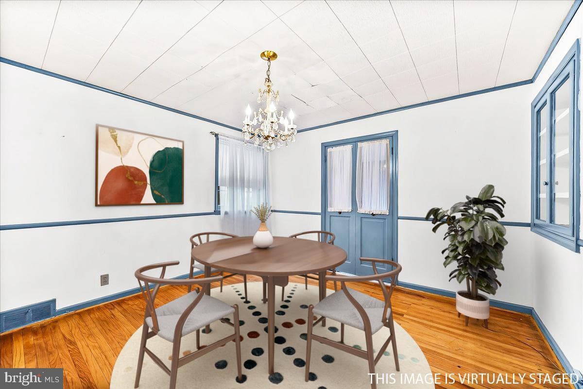 310 Lewis Road photo 10