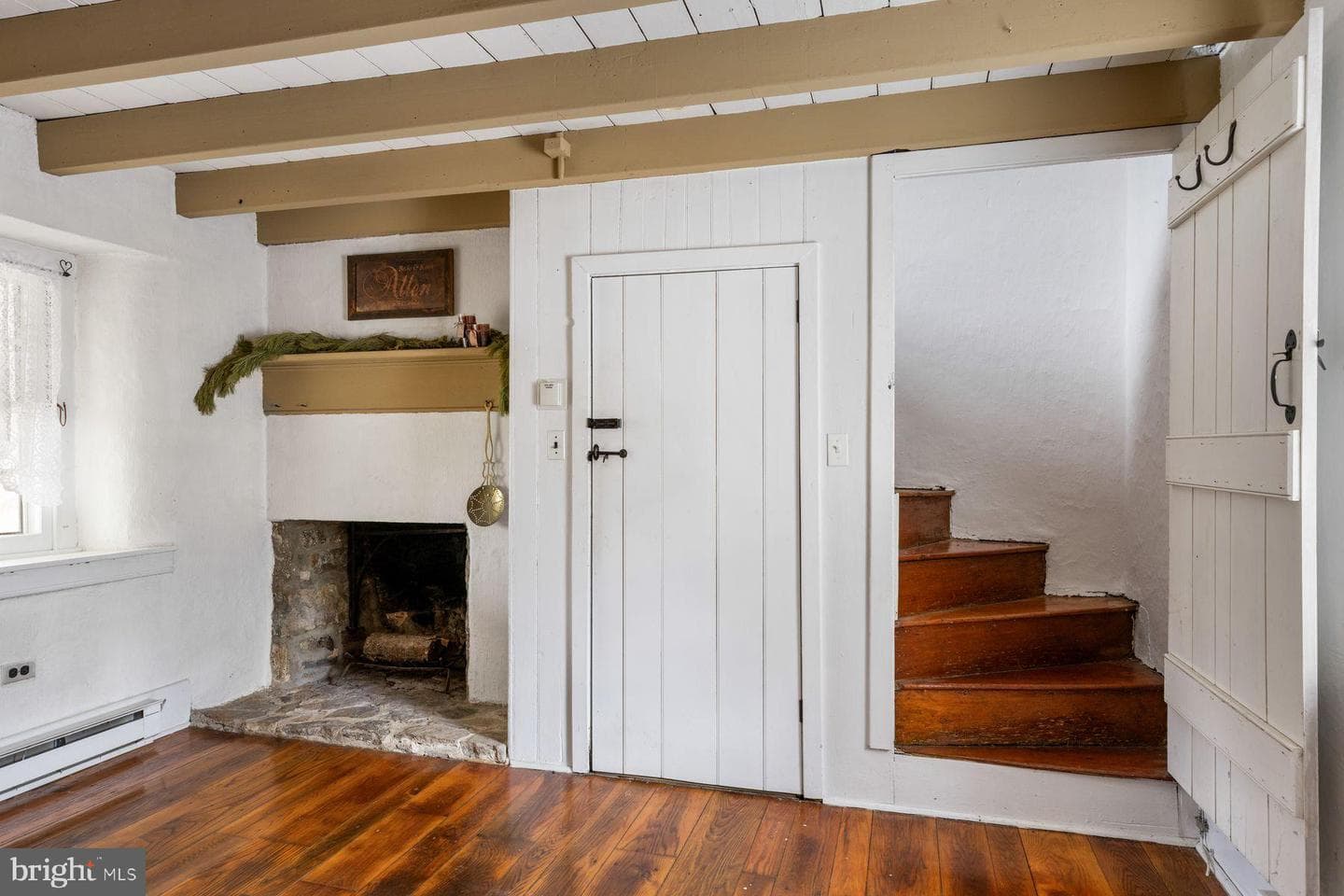 1554 Meadow Lane photo 20