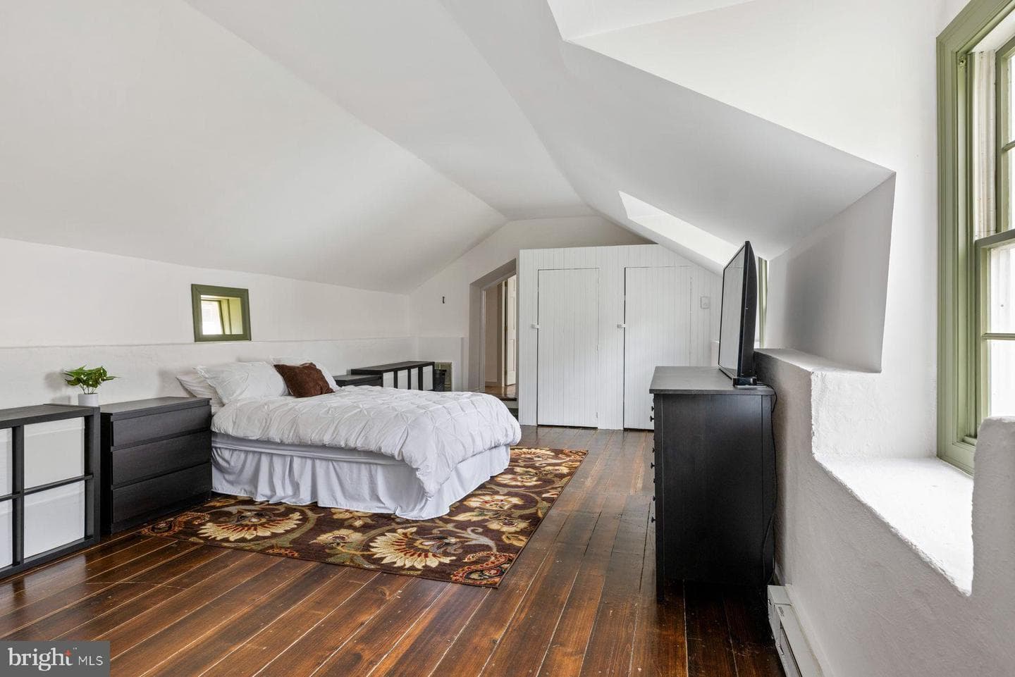 1554 Meadow Lane photo 35