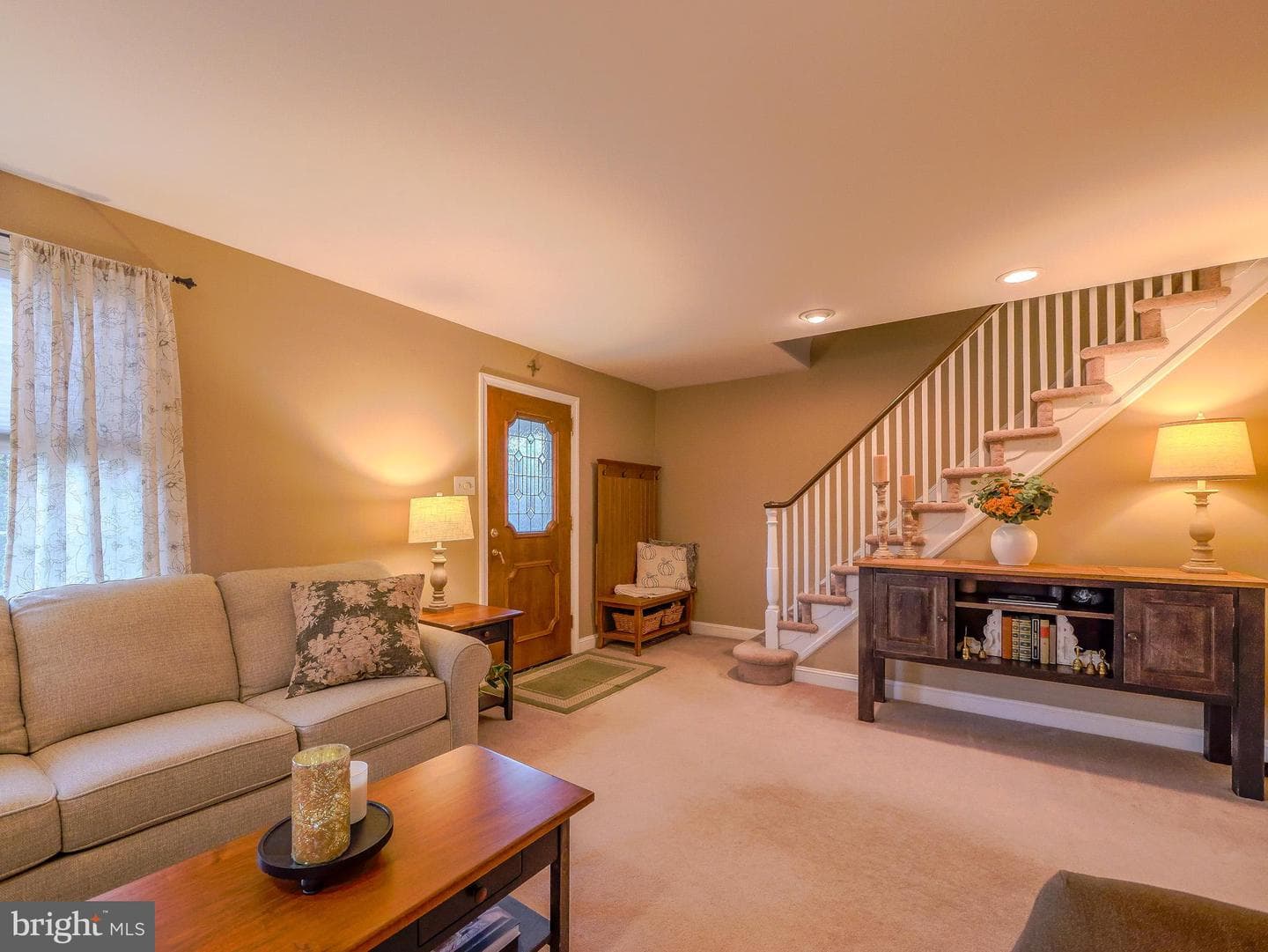 921 Addingham Avenue photo 13