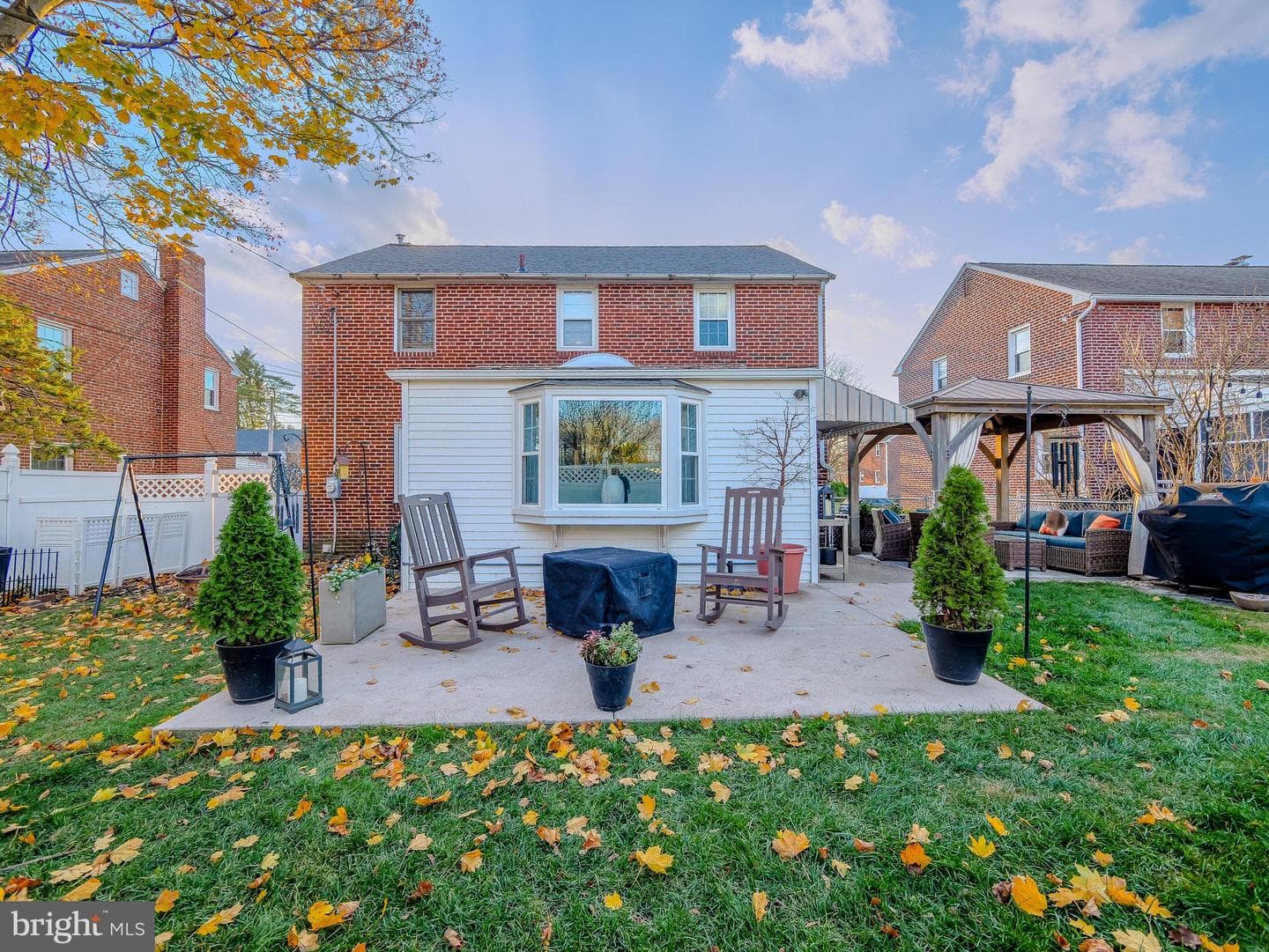 921 Addingham Avenue photo 44