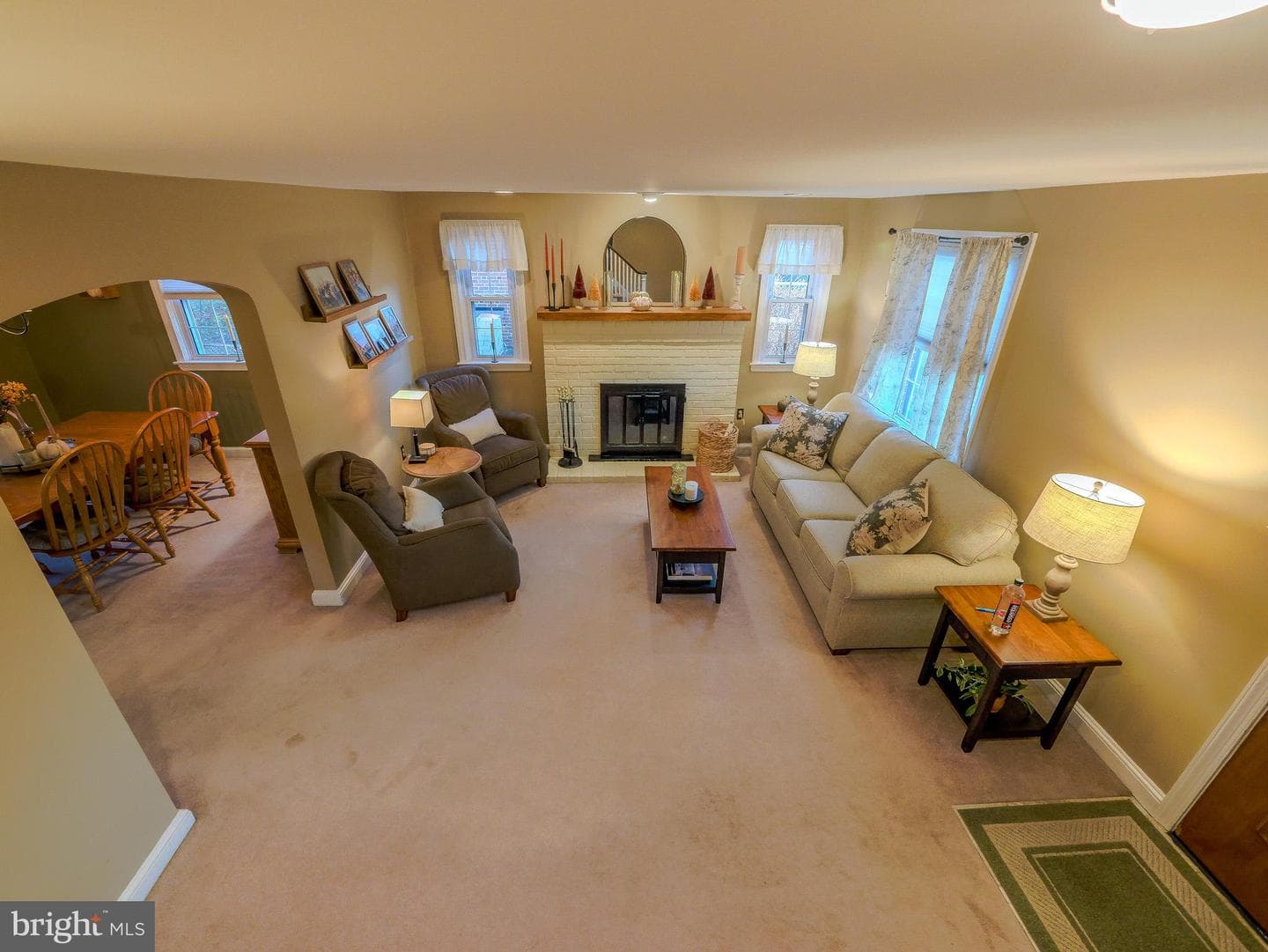 921 Addingham Avenue photo 8