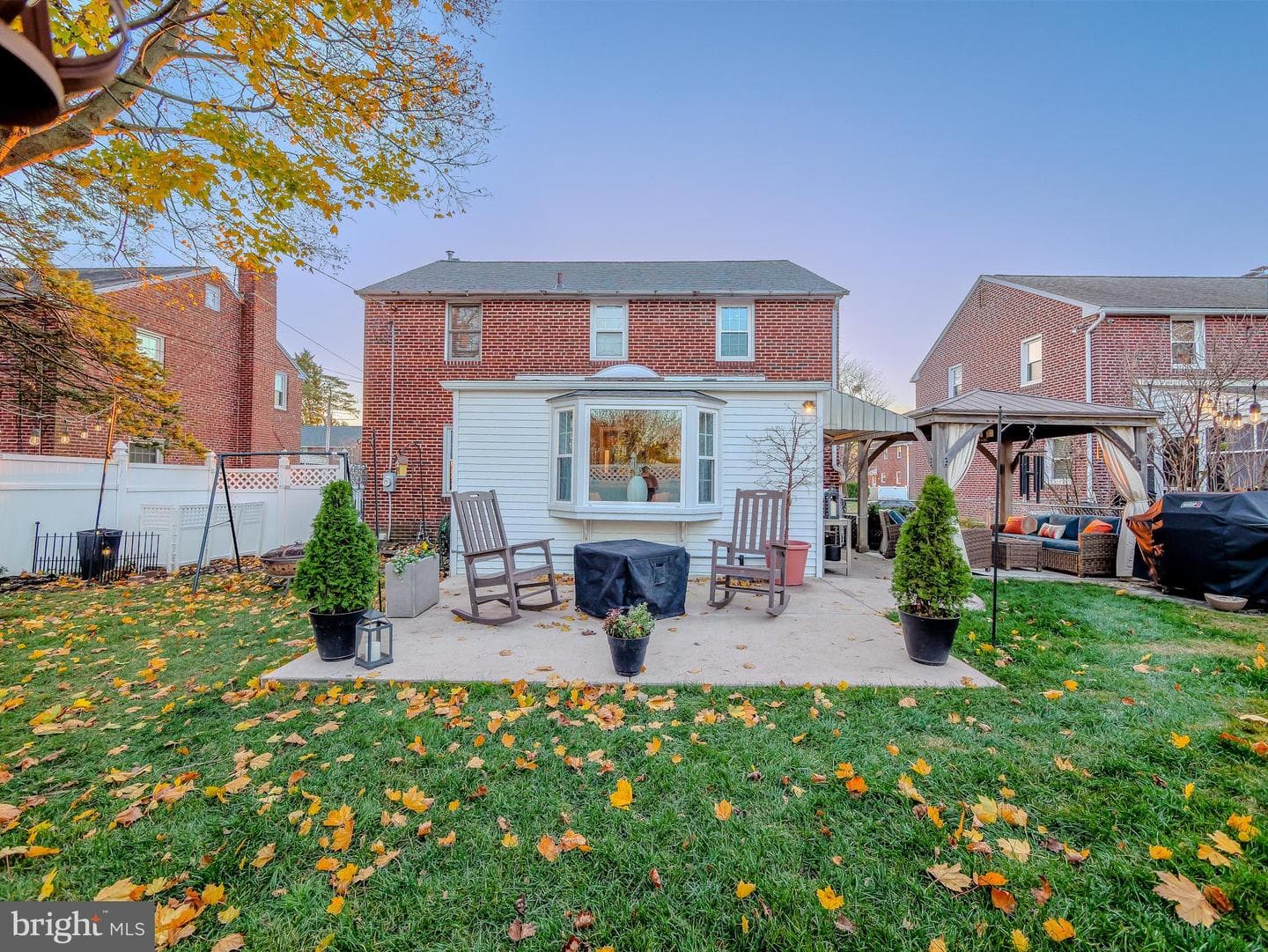 921 Addingham Avenue photo 80