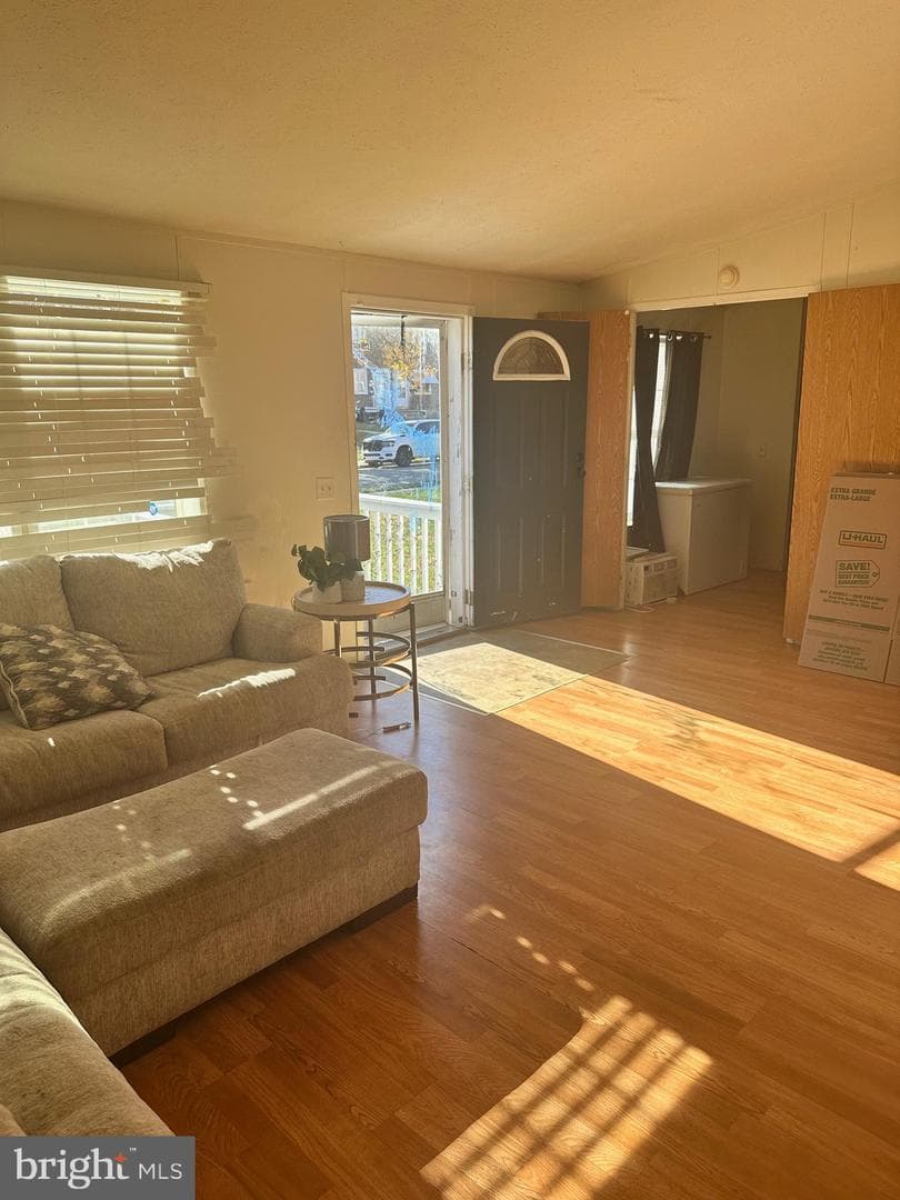 719 Beech Avenue photo 4